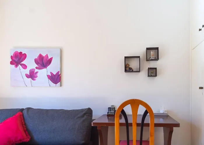 Mema\'S Tranquil Apartment In Patra