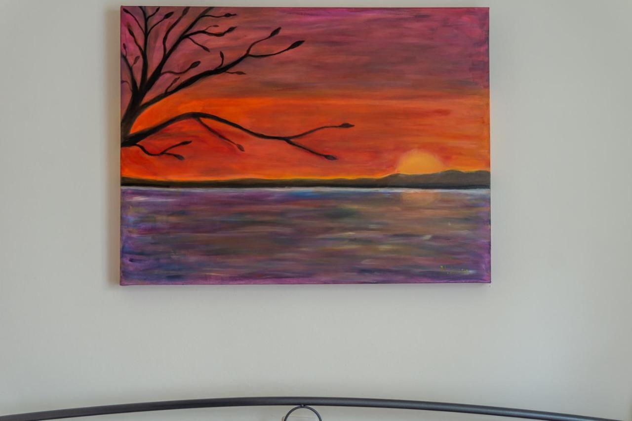Mema's Tranquil In Apartment Patras